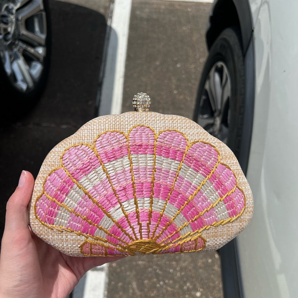 Versona Pink and Gold Shell Clutch
